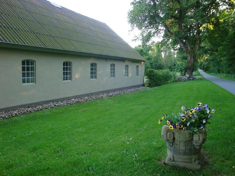 Engelsholm Bed & Breakfast Bredsten  Luaran gambar